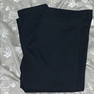 Under Armour Cropped Leggings